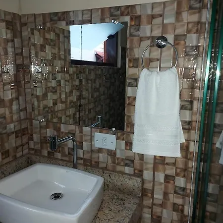 Suites Pouso Familiar Jose E Maria Paraty Exterior photo